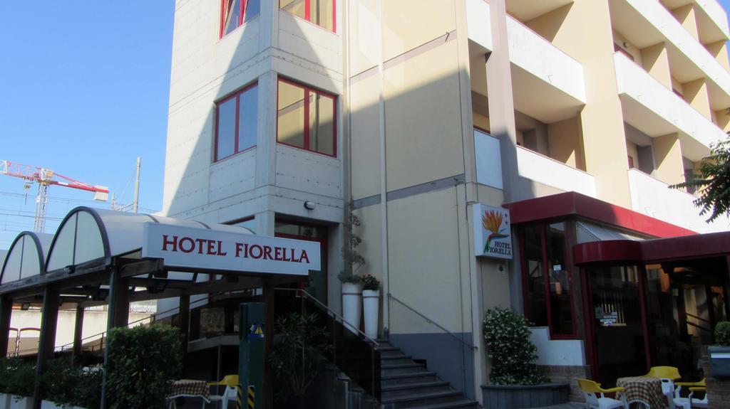 Hotel Fiorella Senigallia Eksteriør bilde