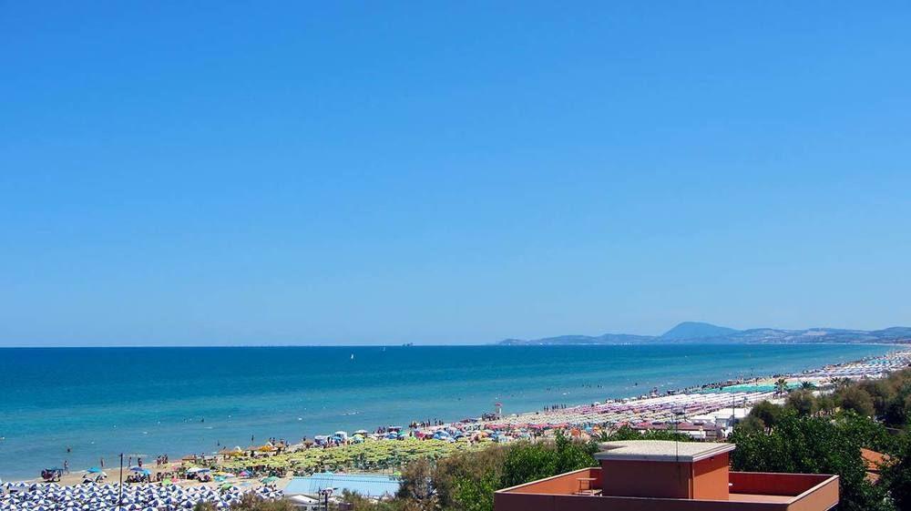 Hotel Fiorella Senigallia Eksteriør bilde